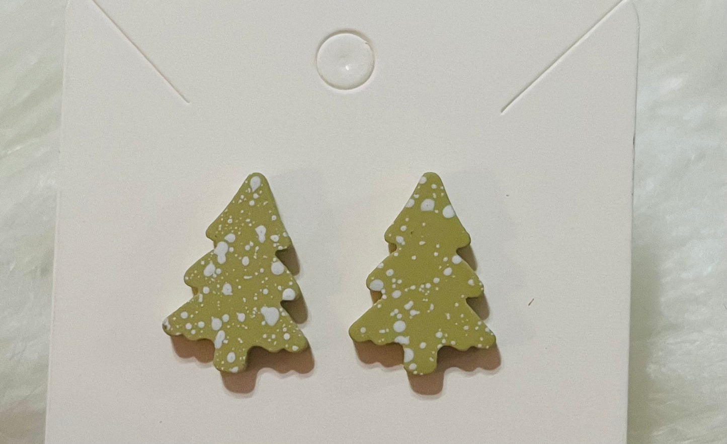 Snow tan Christmas tree stud